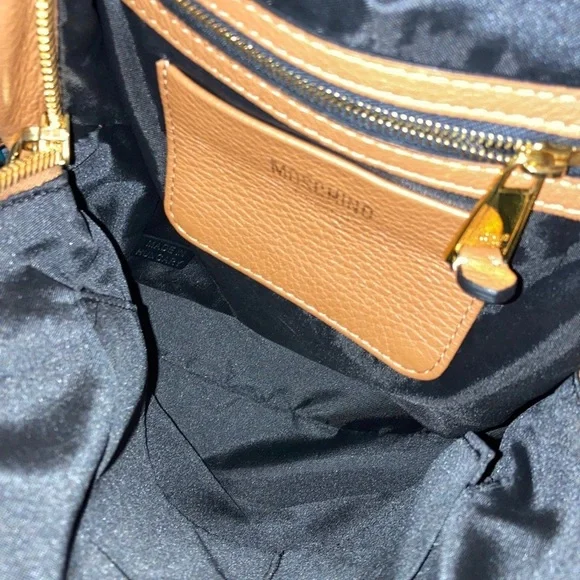 Moschino girly leather backpack *like new* - Picture 9 of 9